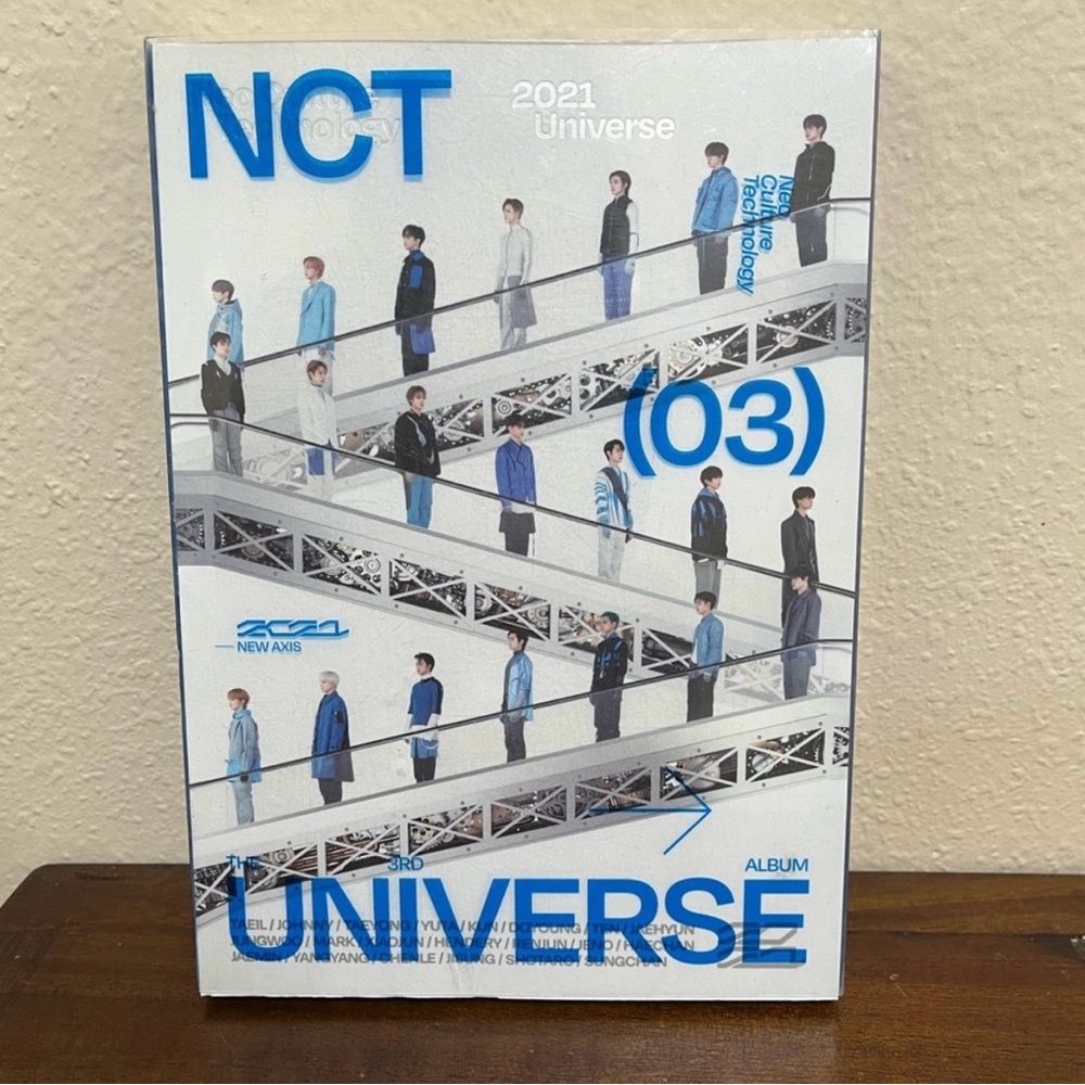 K-Pop Photo Book/CD Collection - Picture 3 of 11